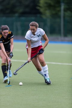 Bild 88 - wU18 Hamburger SV - Harvesterhuder THC : Ergebnis: 2:1